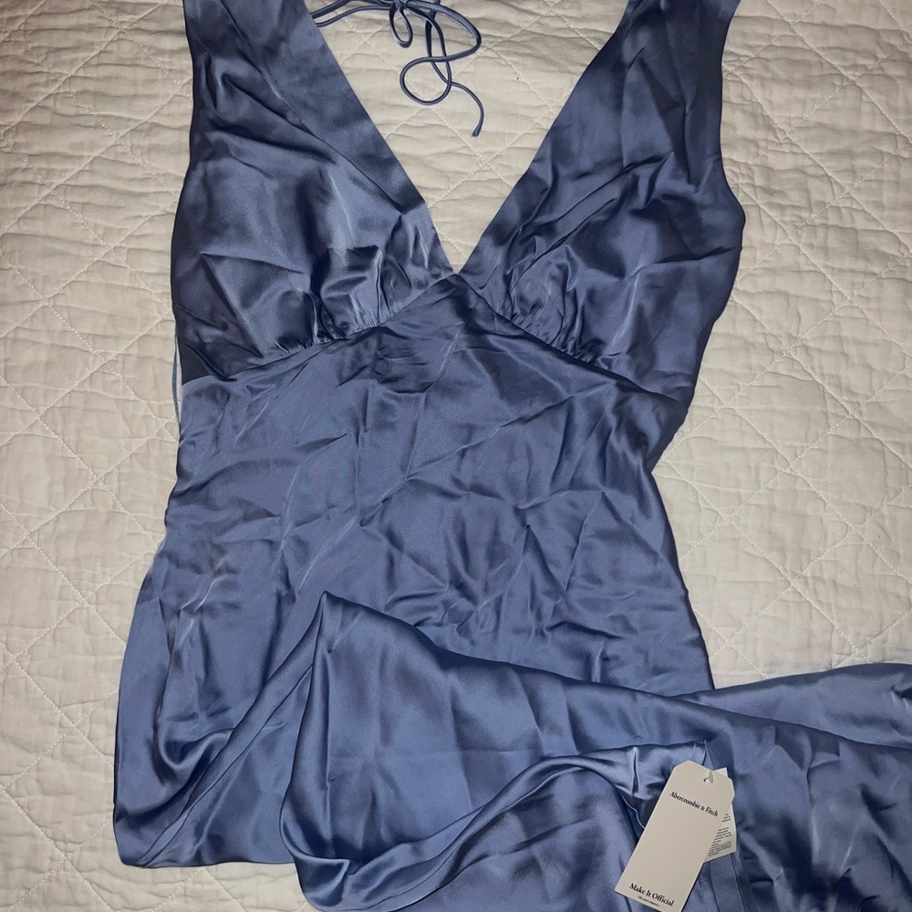 Plunge Cowl Back Maxi Dress- Sky Blue size XL